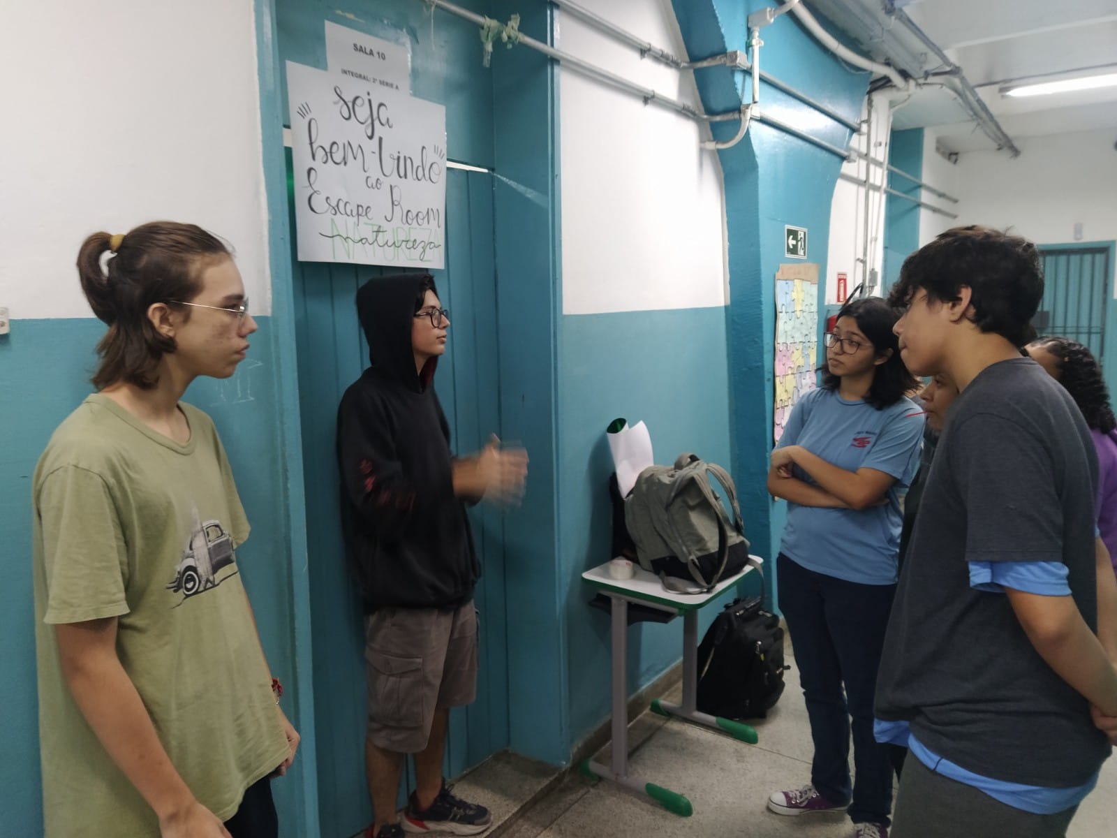 Professores e estudantes de escola municipal de São Paulo criam 'escape  room' pedagógico